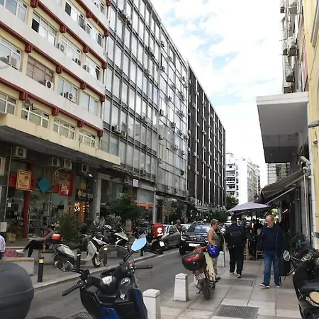 λουξ διαμερισμα στο κεντρο τησ αριστοτελουσ. *