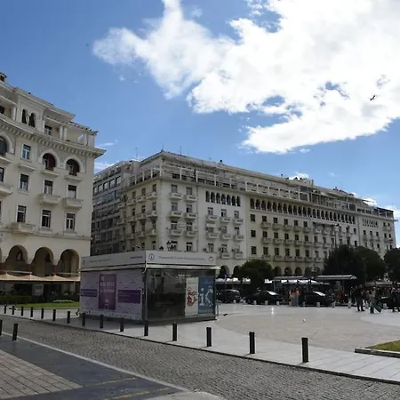 λουξ διαμερισμα στο κεντρο τησ αριστοτελουσ. شقة سالونيك