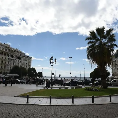 λουξ διαμερισμα στο κεντρο τησ αριστοτελουσ. شقة *